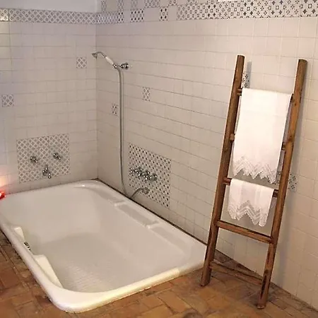 Bed & Breakfast Il Sasso E La Seta