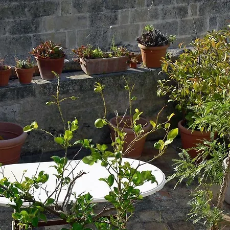 Il Sasso E La Seta Bed & Breakfast 3*