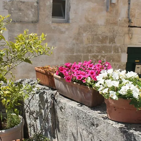 Bed and Breakfast Il Sasso E La Seta Ματέρα